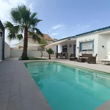 Stunning In Aguadulce, Almeria Private Pool 400 Sqm Area 800m Villa